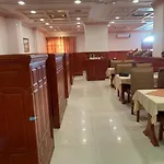 Oyo 125 Manam Sohar Hotel Apartments