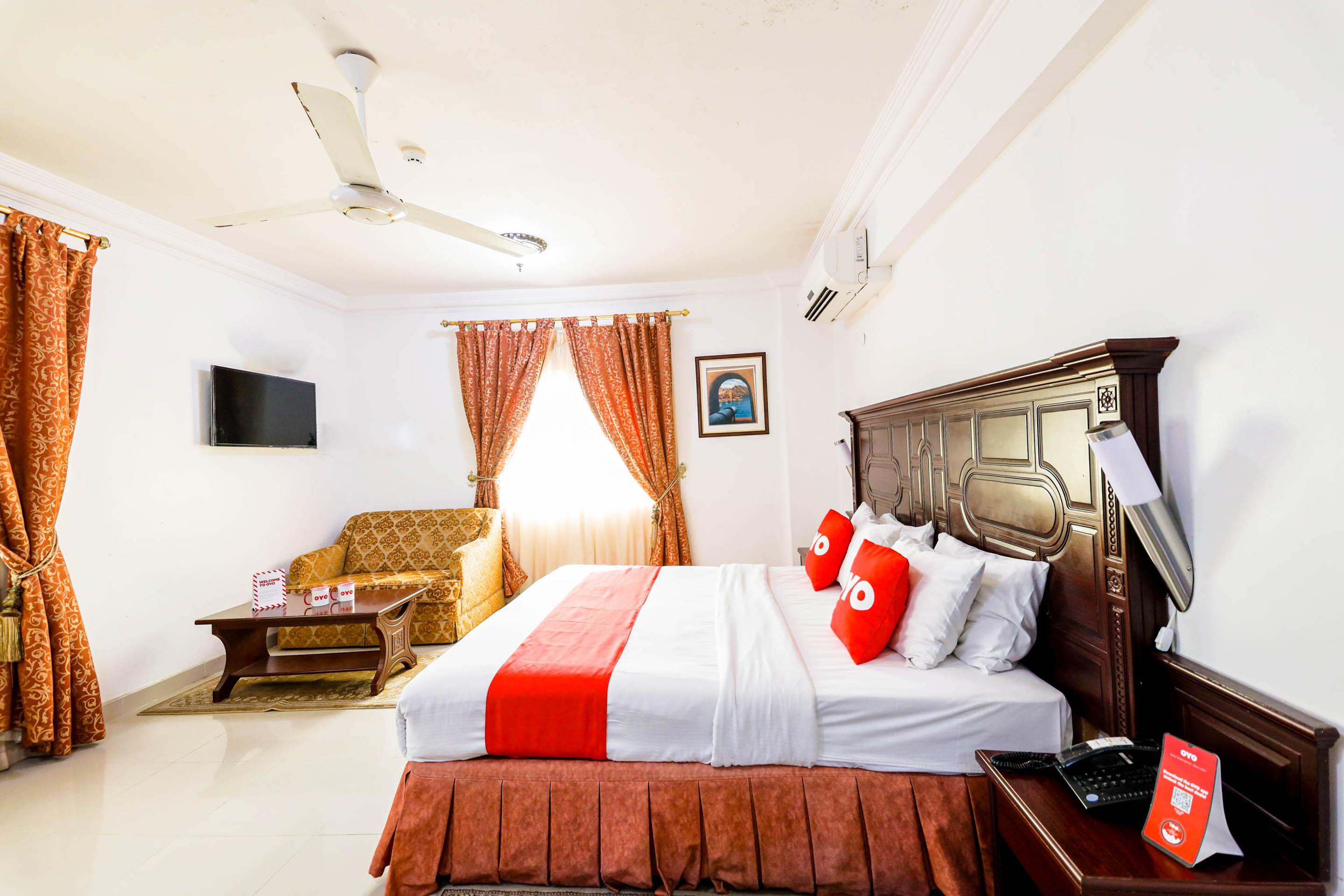 Oyo 125 Manam Hotel 2*